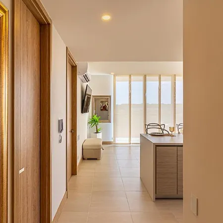 Exclusive 2br En Morros Eos With Pool & Parking